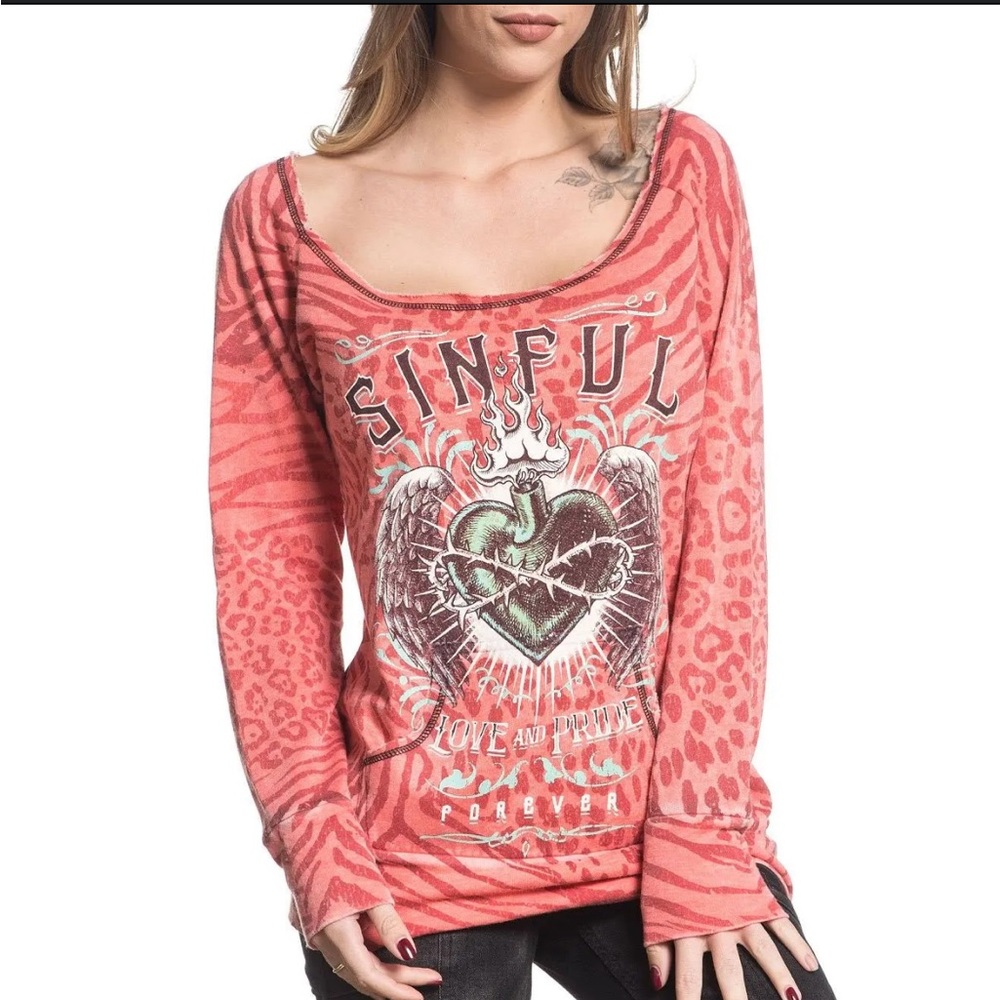 Sinful By Affliction Monica Sweatshirt Graphic Tee Size Medium Red Coral NEW